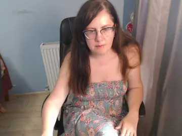 Mandarinka28  live sex cam