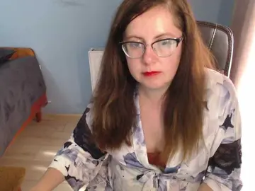 Mandarinka28  live sex cam