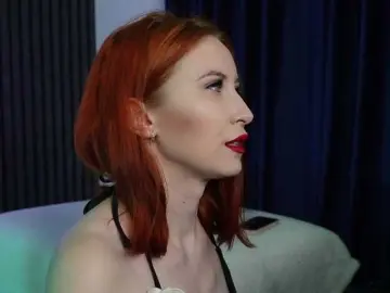 Scarlet-eyes  live sex cam