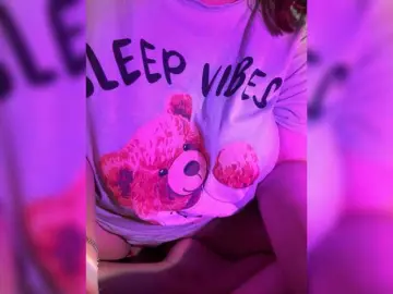 Anzhelika02  live sex cam