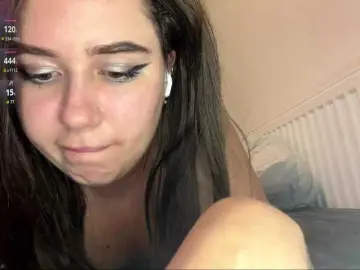 CherryHanki  live sex cam