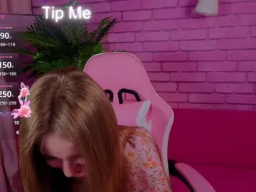 Kiana-White  live sex cam