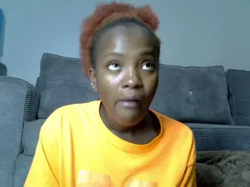 Lynnepretty4  live sex cam