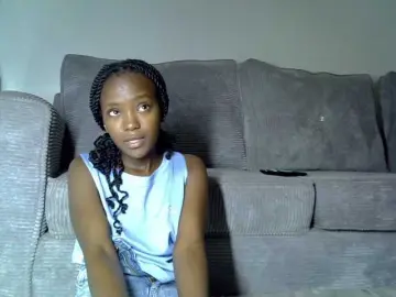 Lynnepretty4  live sex cam