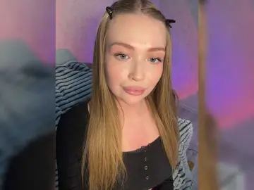 MILEDIUM  live sex cam