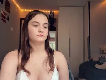 MaureenSpira  live sex cam