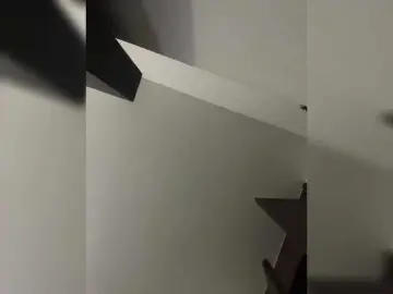 SallyeLeins  live sex cam