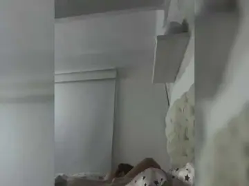 SallyeLeins  live sex cam