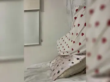 SallyeLeins  live sex cam