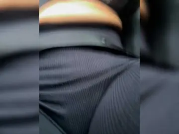 SallyeLeins  live sex cam