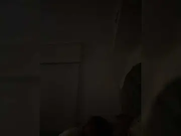 SallyeLeins  live sex cam