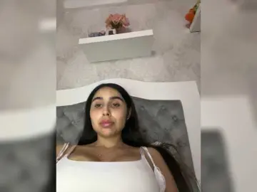 SallyeLeins  live sex cam