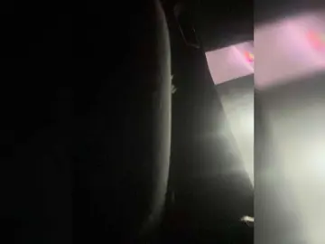 SallyeLeins  live sex cam