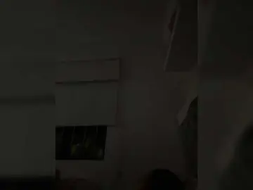 SallyeLeins  live sex cam