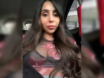 SallyeLeins  live sex cam