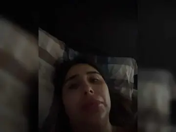 SallyeLeins  live sex cam