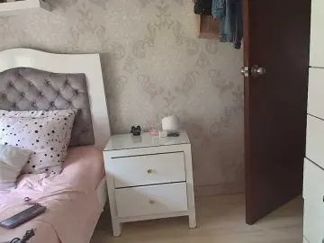 SallyeLeins  live sex cam