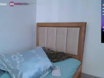 SallyeLeins  live sex cam
