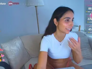 SallyeLeins  live sex cam