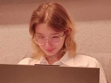 SilvaDevil  live sex cam