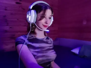 SilvaDevil  live sex cam
