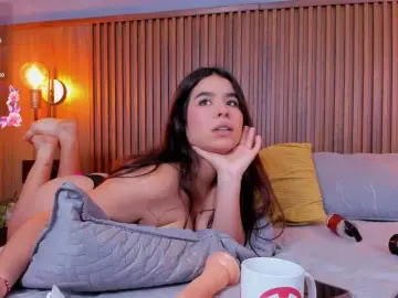 SophieBuitrago  live sex cam