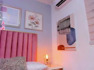 SophieBuitrago  live sex cam