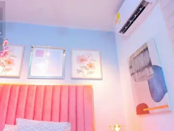 SophieBuitrago  live sex cam