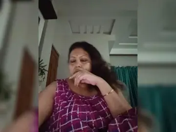 Aishwaryaa  live sex cam