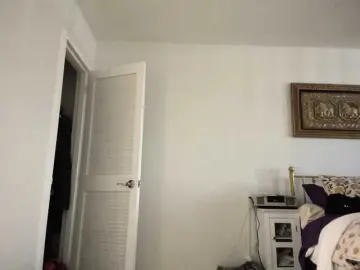 AlexisKay  live sex cam