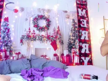 Crystal-stones  live sex cam