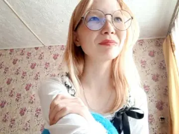 DanelleLaday  live sex cam