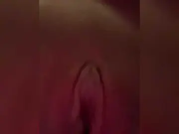 Glossmixdoll  live sex cam
