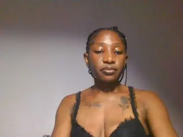 Hornycammy23  live sex cam