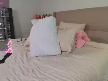 Liloshroxy  live sex cam