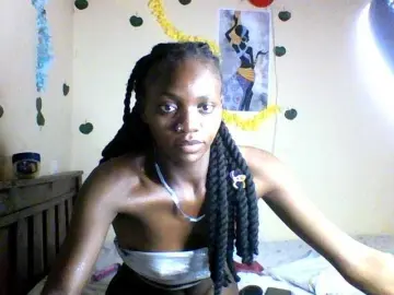 Luna-Noir  live sex cam