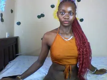 Luna-Noir  live sex cam