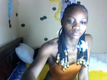 Luna-Noir  live sex cam