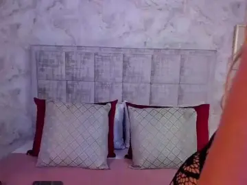 LunaMilf  live sex cam