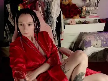 MariiaMilk  live sex cam