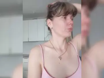 NinonDePeace  live sex cam