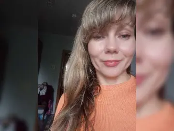 NinonDePeace  live sex cam