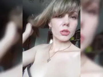 NinonDePeace  live sex cam