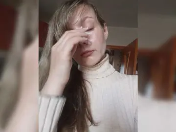 NinonDePeace  live sex cam