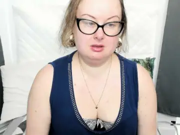 BonnieFlirt  live sex cam