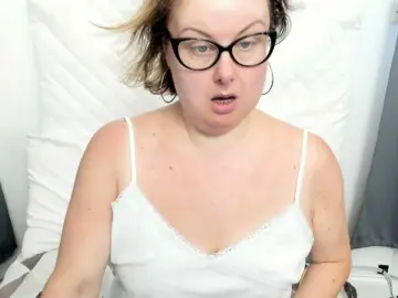 BonnieFlirt  live sex cam