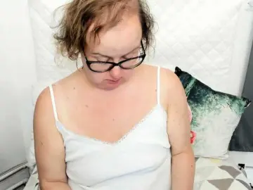 BonnieFlirt  live sex cam