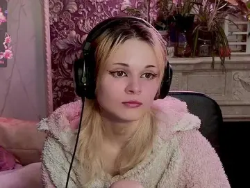 DoubleBubble  live sex cam