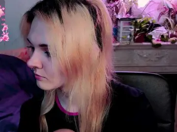 DoubleBubble  live sex cam