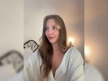 Evelonelfi  live sex cam